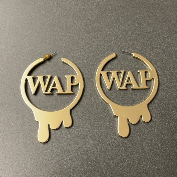 Jewelry - WAP earrings